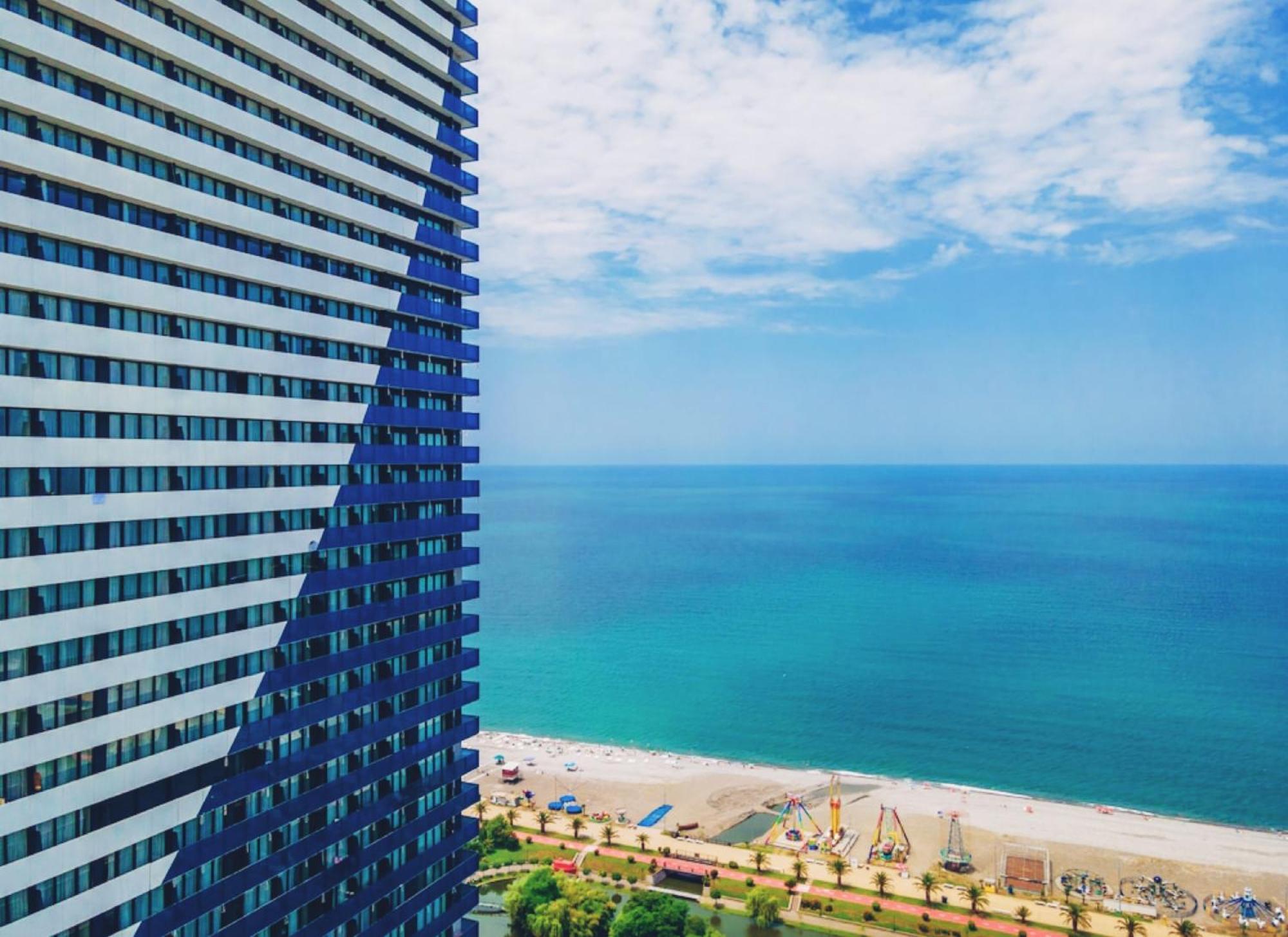 Orbi City Sea View Aparthotel Batoemi Buitenkant foto