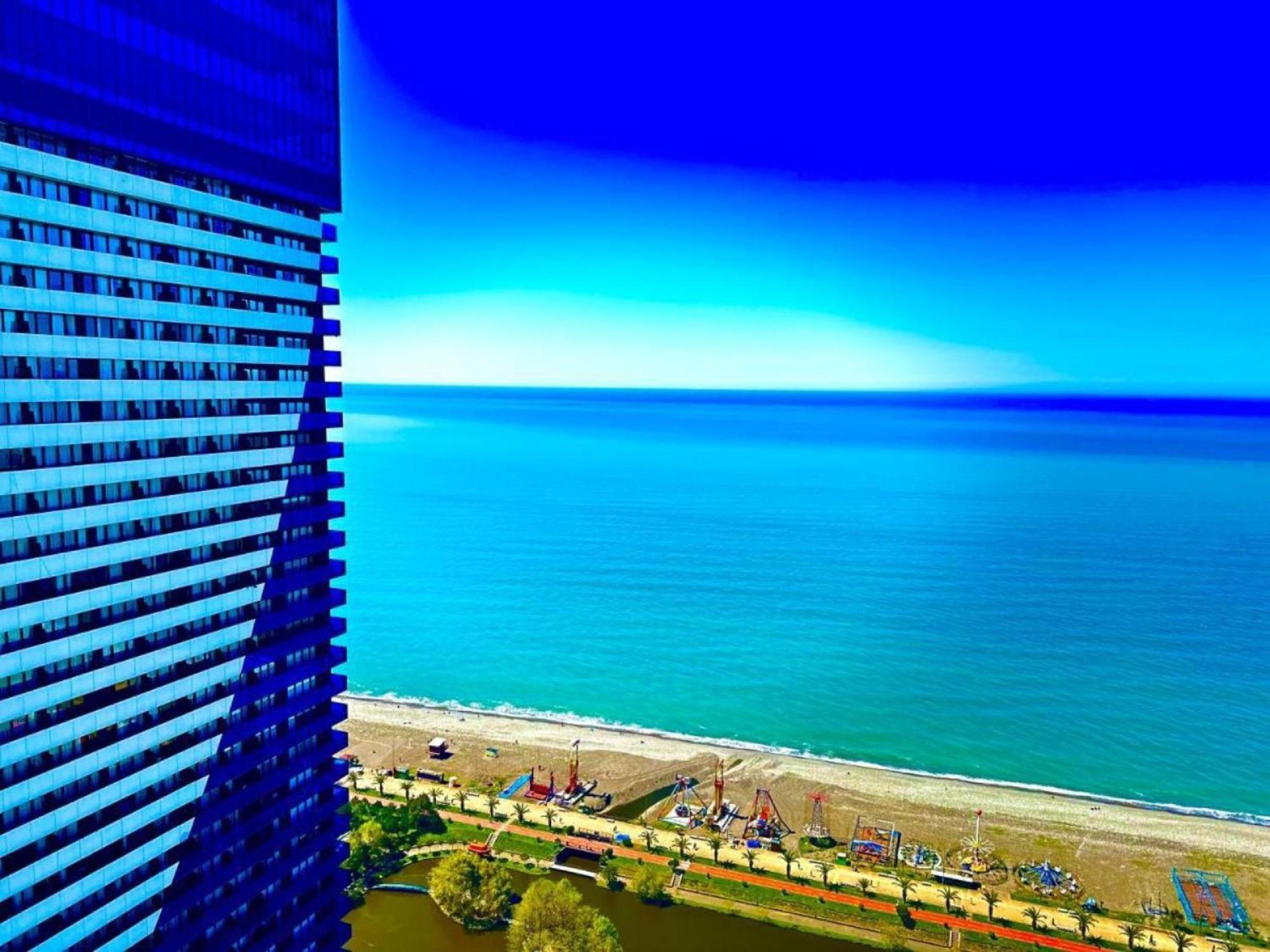 Orbi City Sea View Aparthotel Batoemi Buitenkant foto