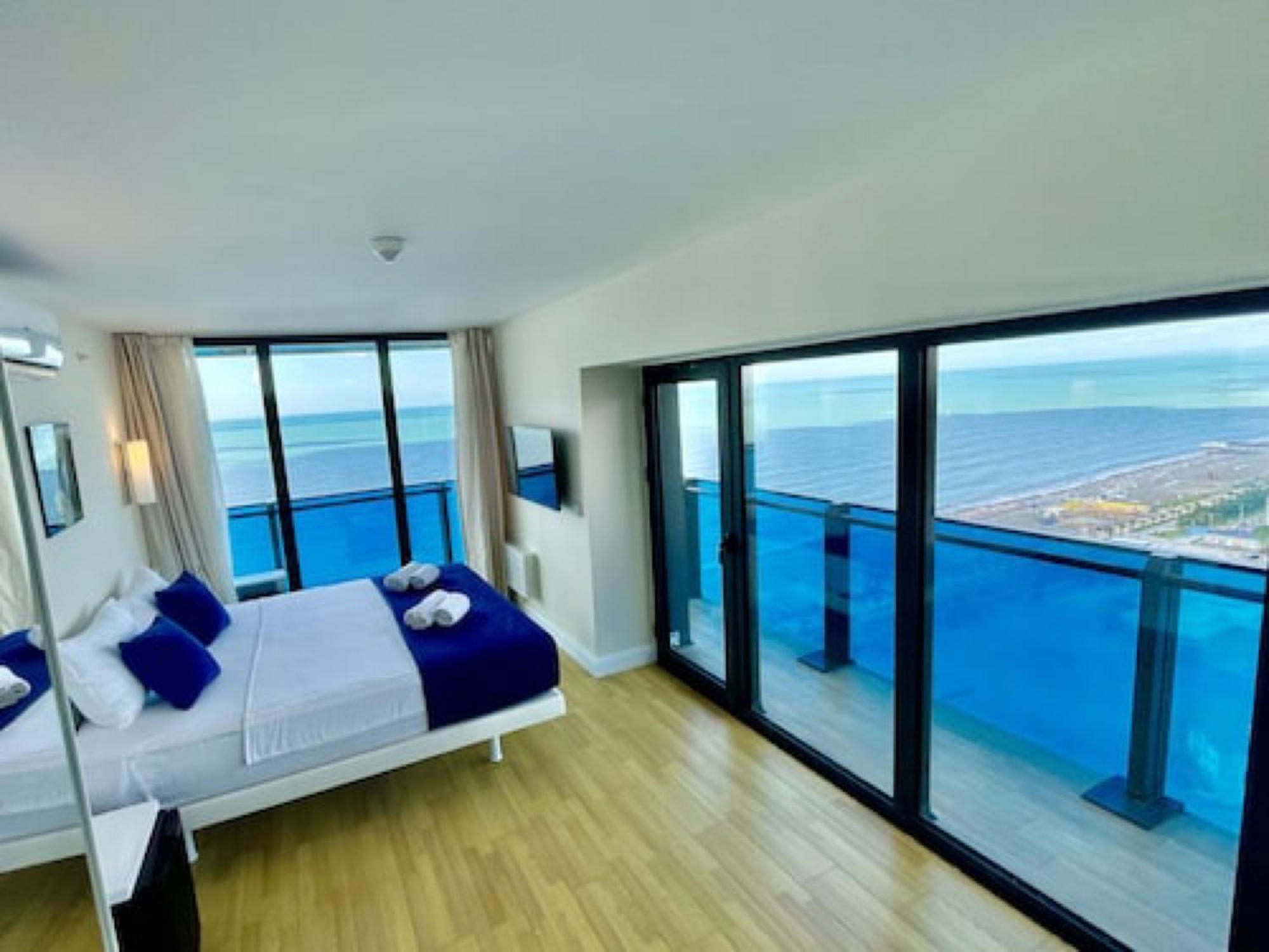 Orbi City Sea View Aparthotel Batoemi Buitenkant foto