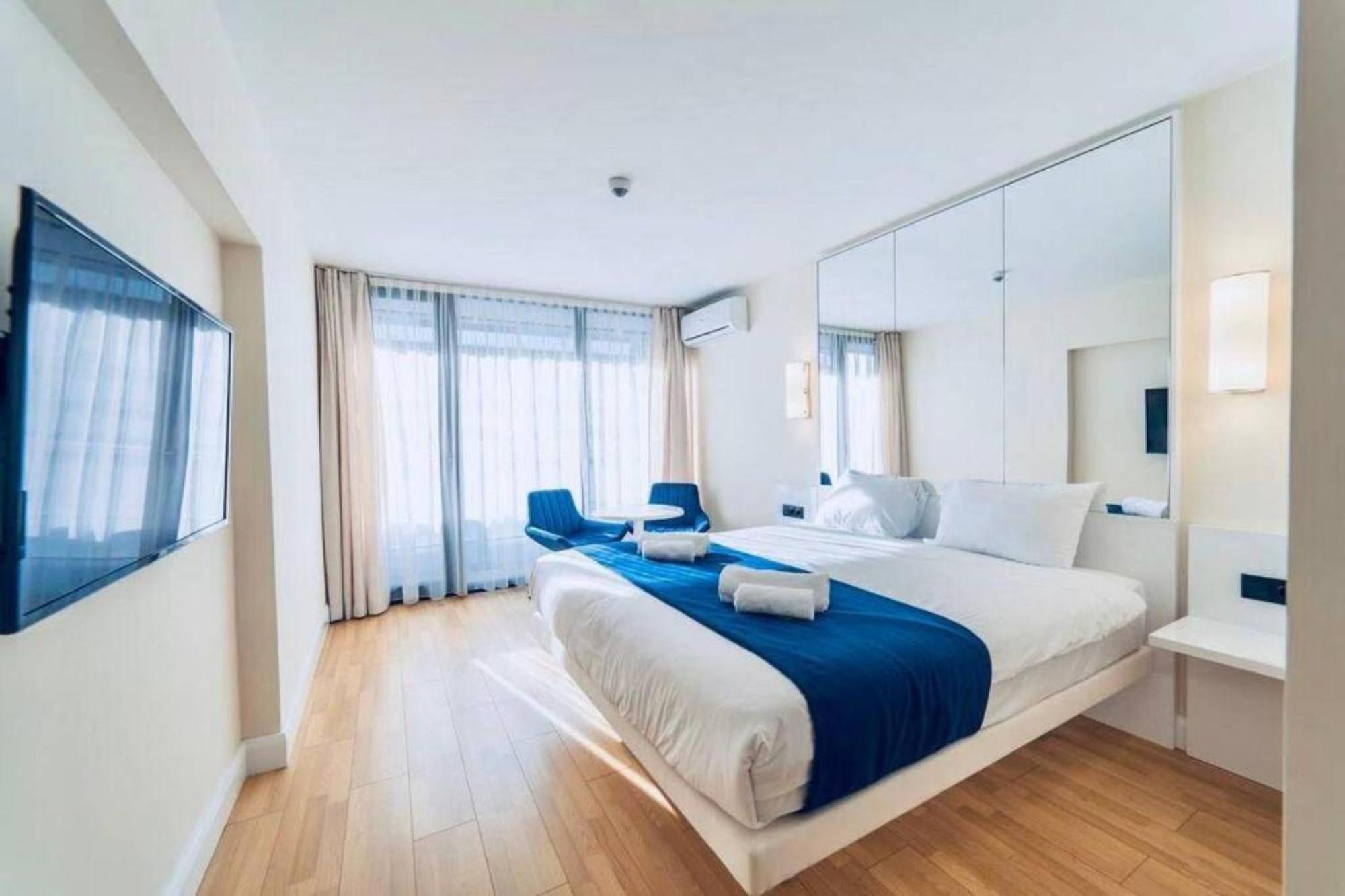 Orbi City Sea View Aparthotel Batoemi Buitenkant foto