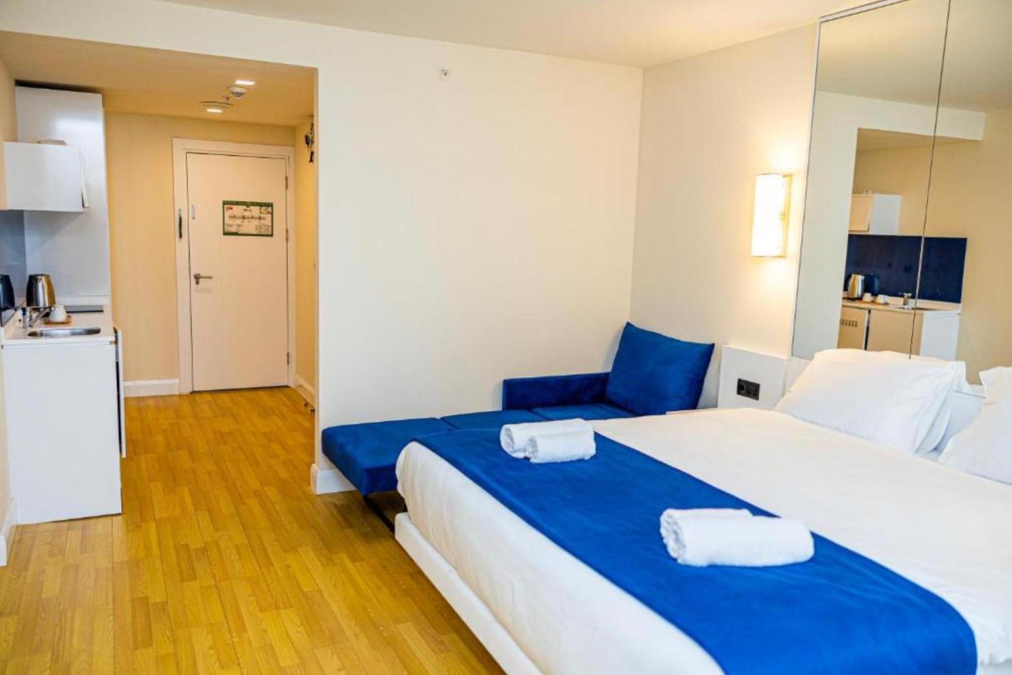 Orbi City Sea View Aparthotel Batoemi Buitenkant foto