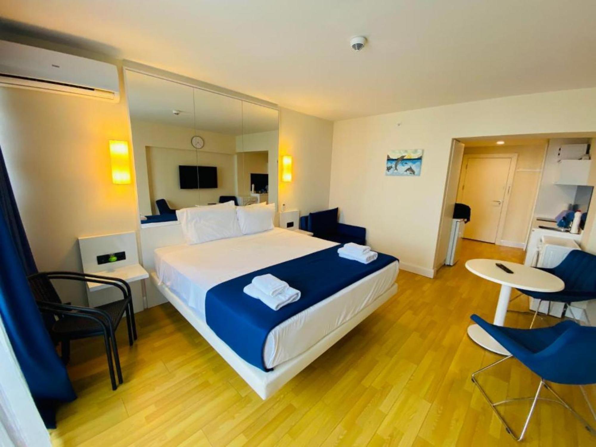 Orbi City Sea View Aparthotel Batoemi Buitenkant foto